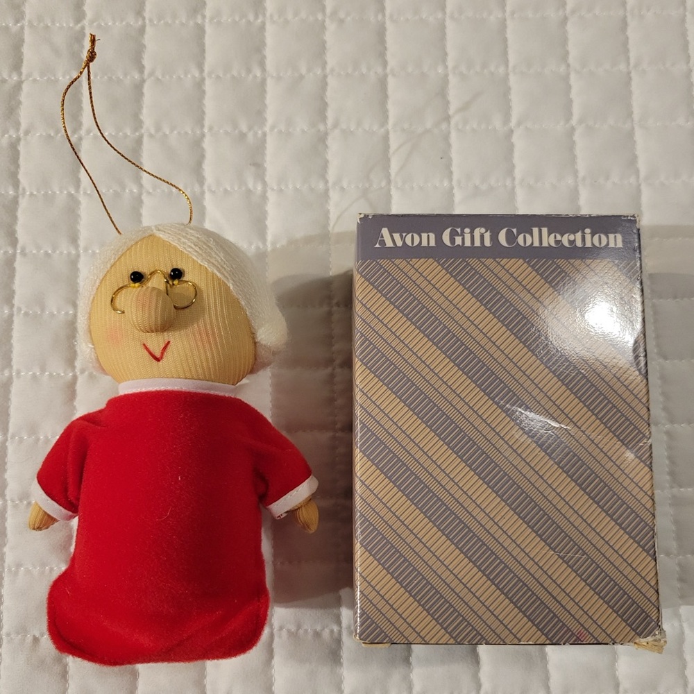 VTG 90s Avon Gift Collection Mrs Claus Ornament Christmas Holiday Festive Decor